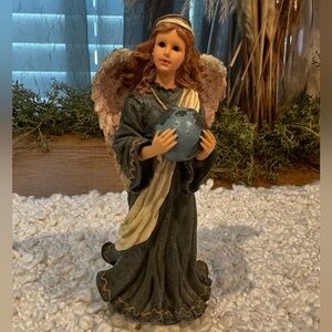 Boyd Bears folks tone Angel Figurine